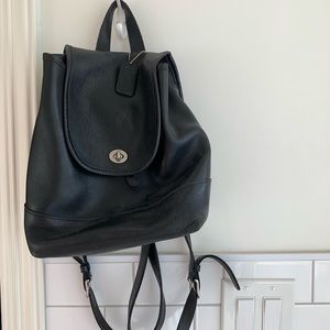 Vintage Coach backpack purse - black